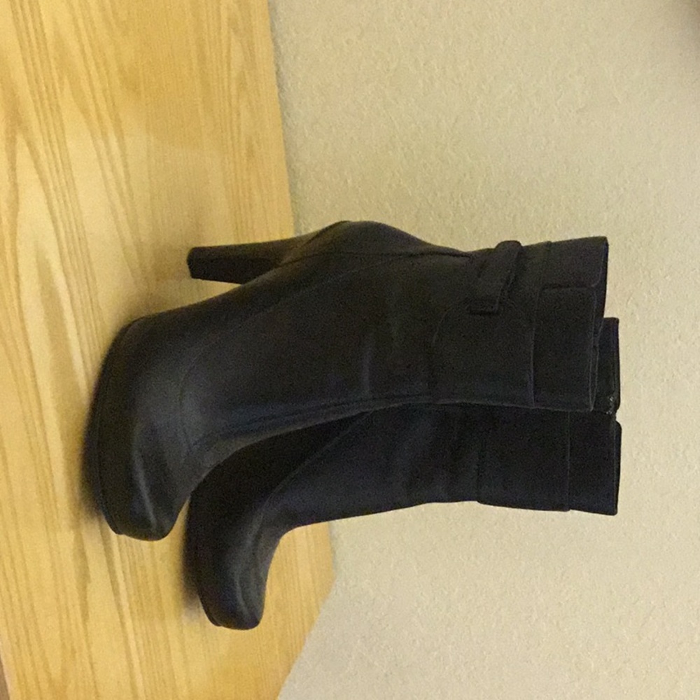 Tsubo ankle boots